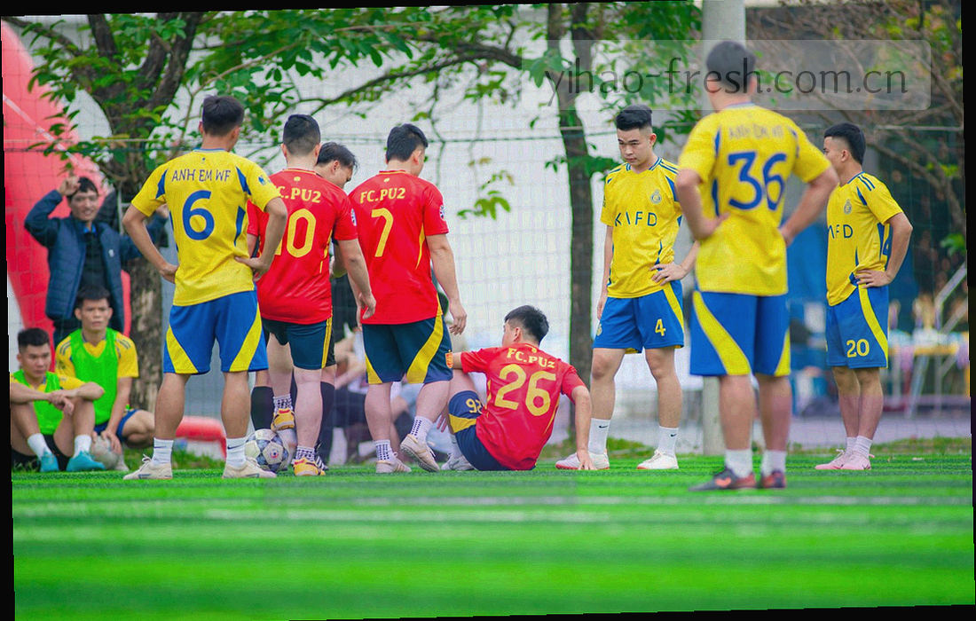 手机与笔记本同屏显示同一份壹号购物清单的抽象渲染图
